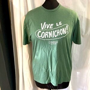 Vive le Cornichon! Green XXL unisex pickle T-shirt from Citadelle gin